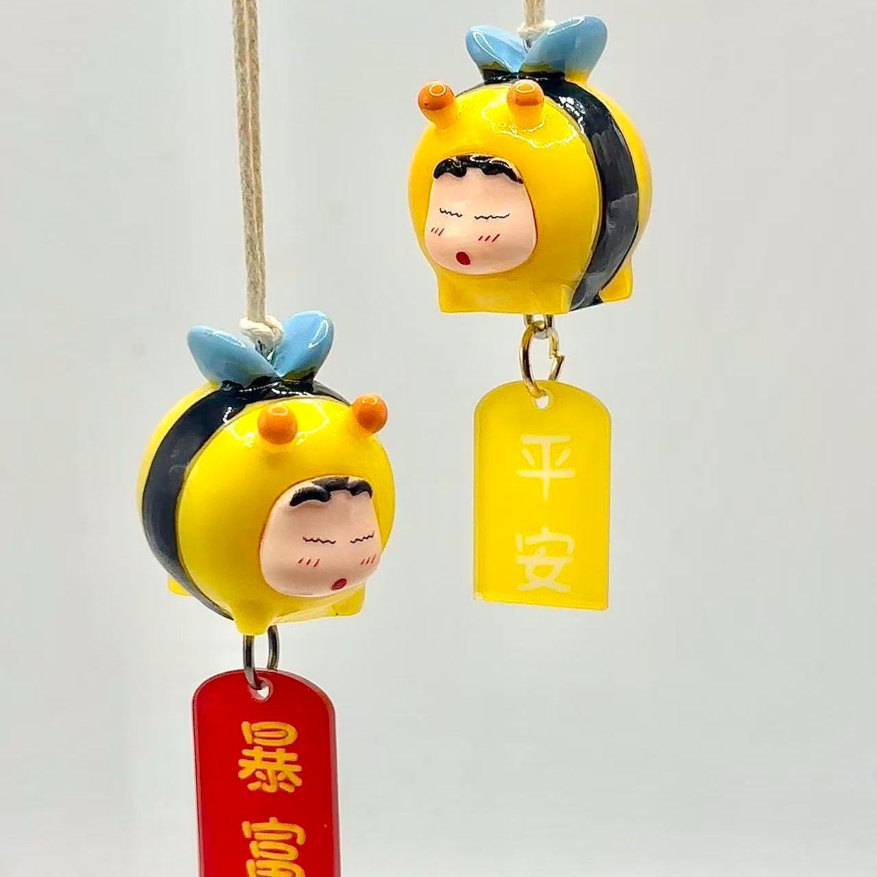 Crayon Shin-chan Bee Cosplay F - Car Accessories Kit 评论和价格