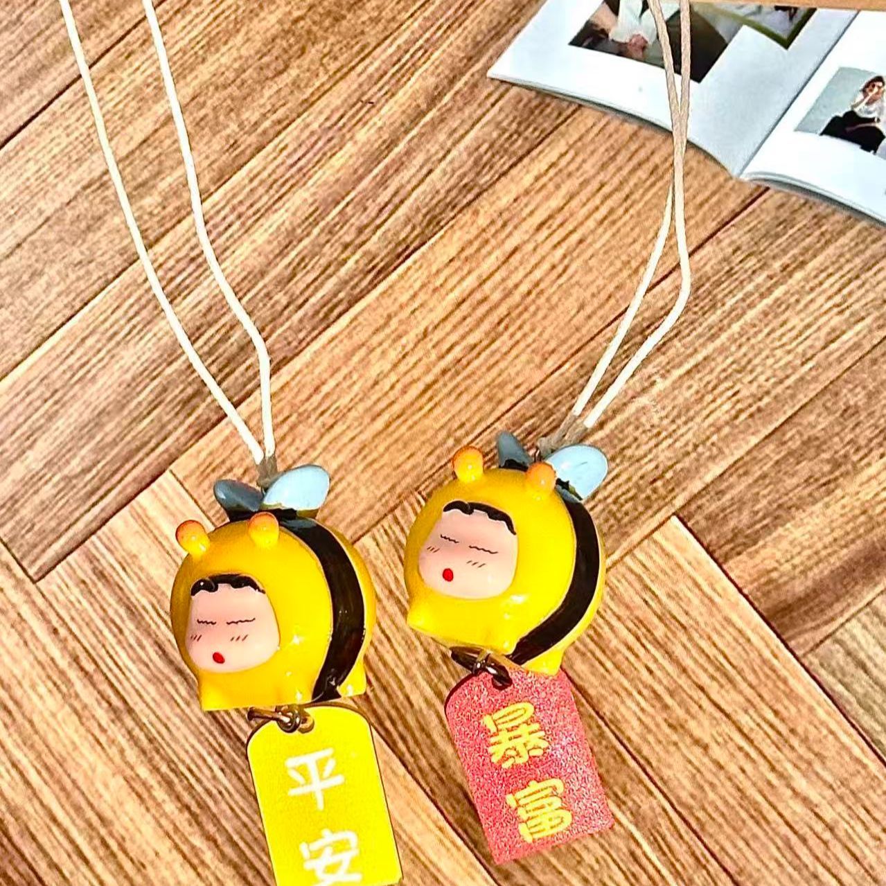 Crayon Shin-chan Bee Cosplay F - Car Accessories Kit 评论和价格