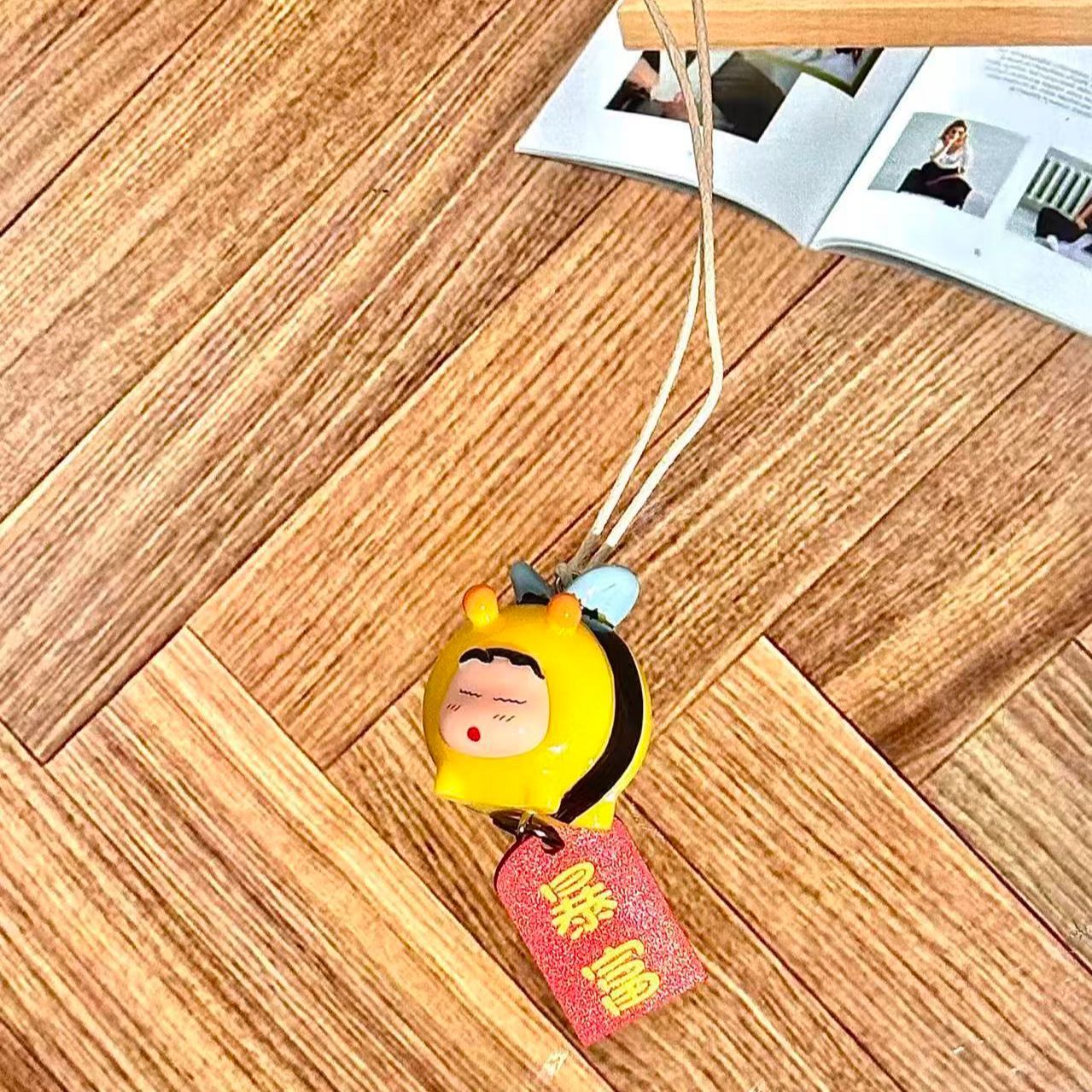 Crayon Shin-chan Bee Cosplay F - Car Accessories Kit 评论和价格